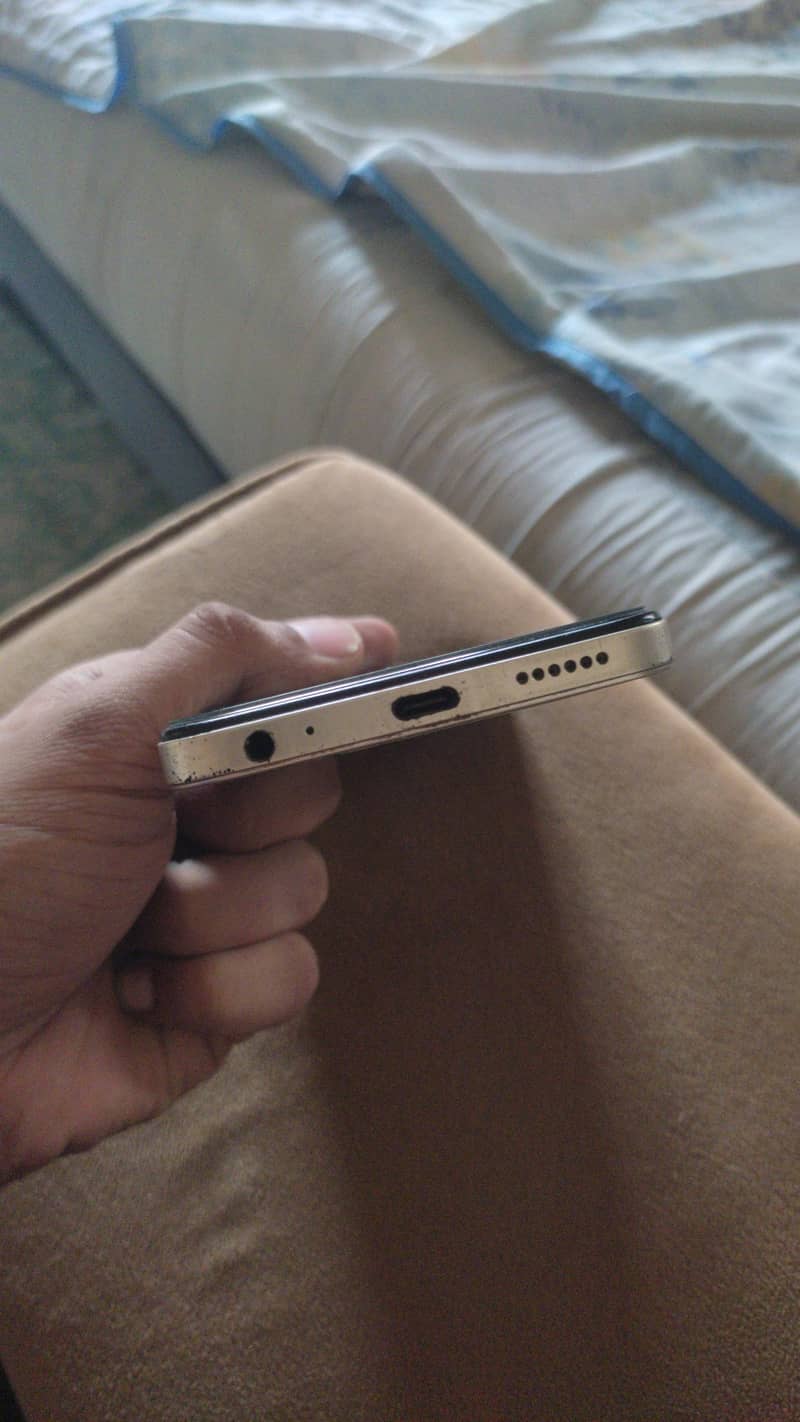 Tecno Spark 20C 5