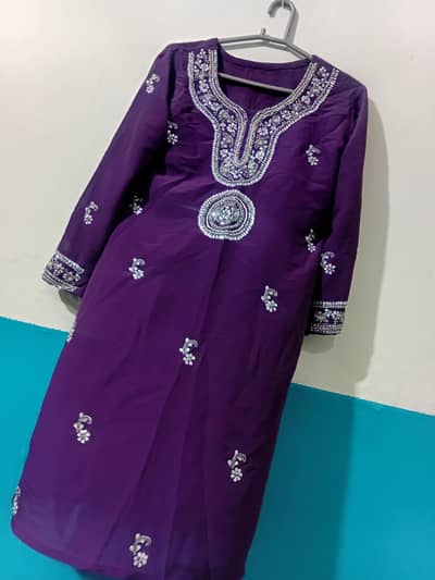 ladies shalwar kameez embroidered