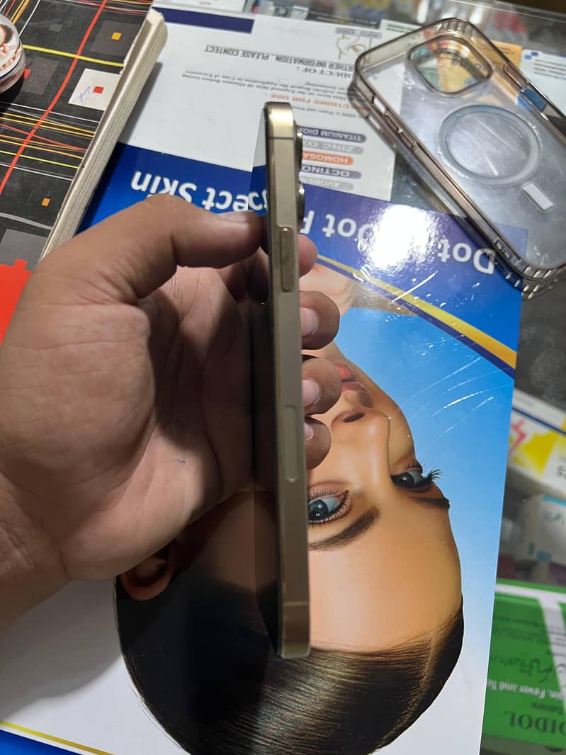 Apple iPhone 13 Pro Max 1