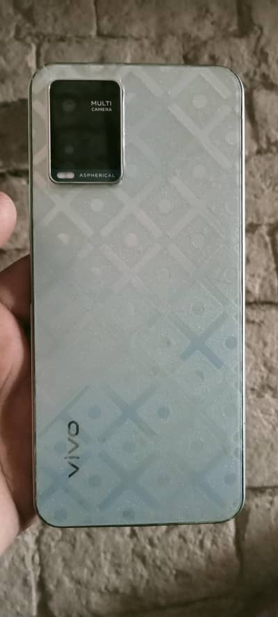 Vivo Y21