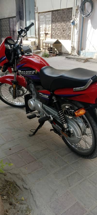 Honda Deluxe