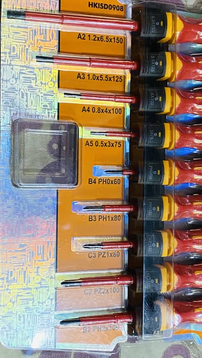 9 Pcs Insulated Screwdriver Set