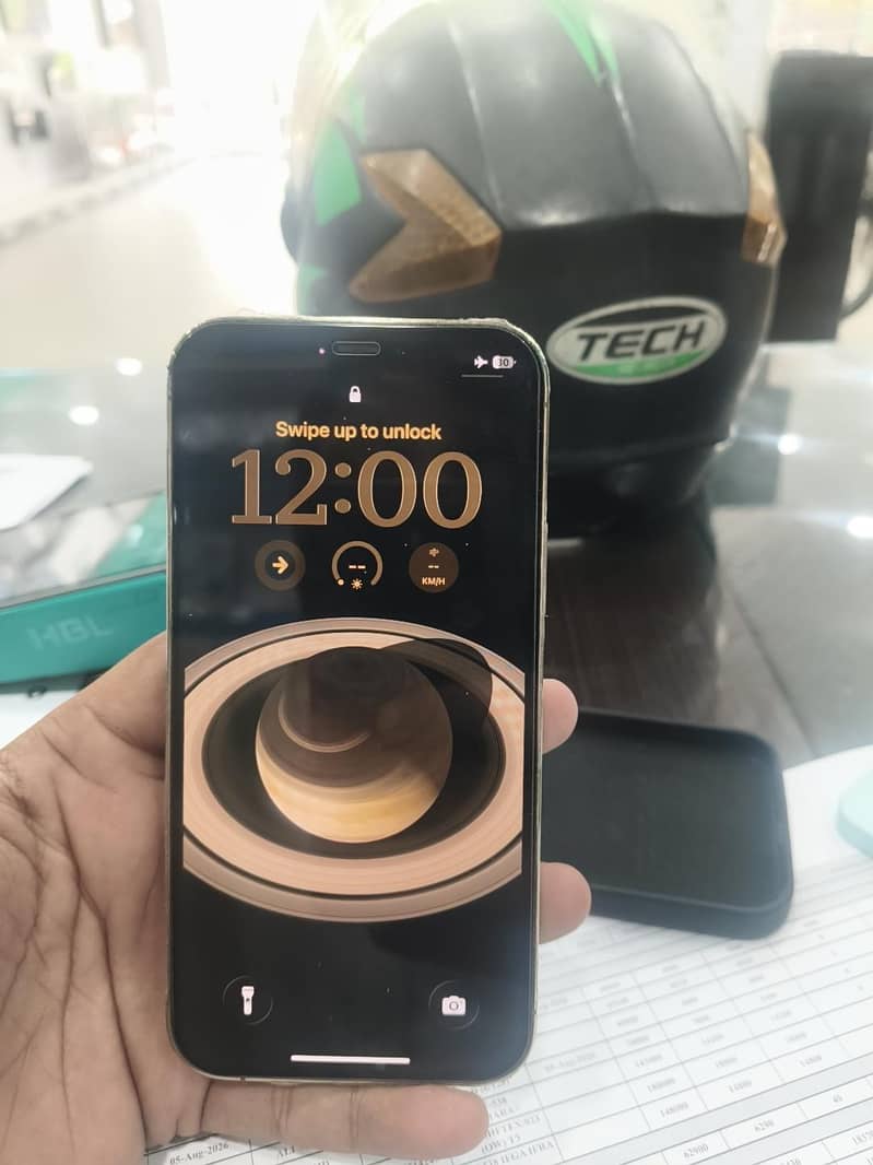 Apple iPhone 12 Pro 1