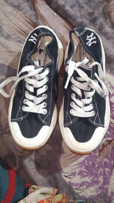 MLB NY Yankees Chunky Canvas Sneakers Size 38 EUR 240mm - Rs 800 Final