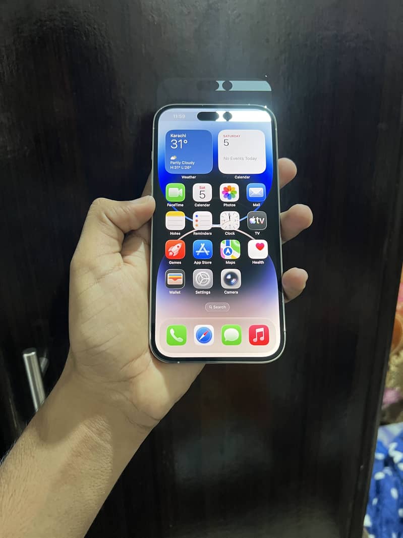 Apple iPhone 14 Pro 1
