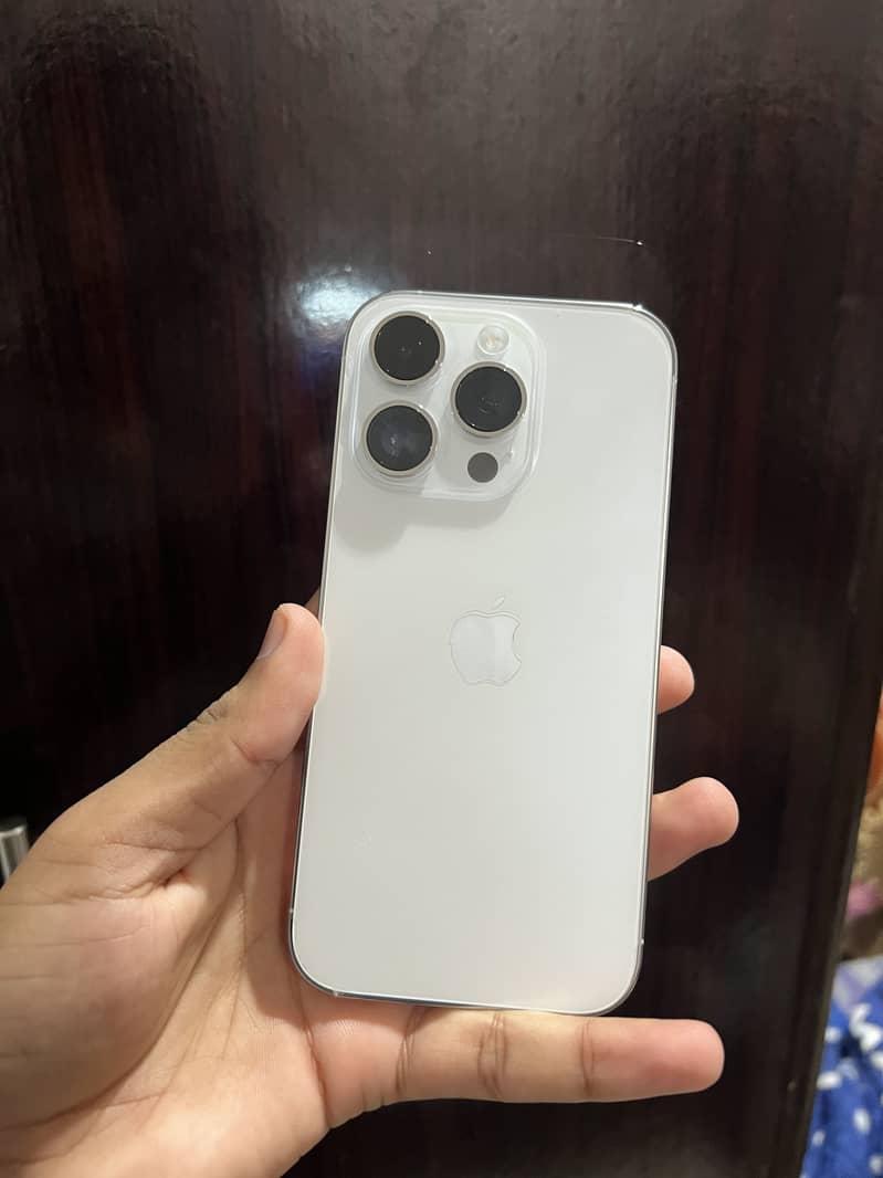 Apple iPhone 14 Pro 3