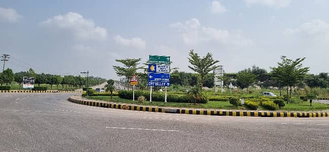 10 Marla Possession Plot For Sale In A Block