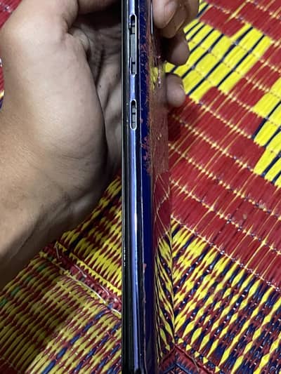 Samsung Mobile A20