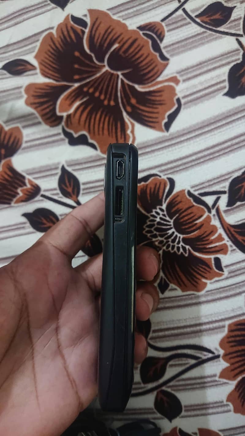 Nokia E63 3