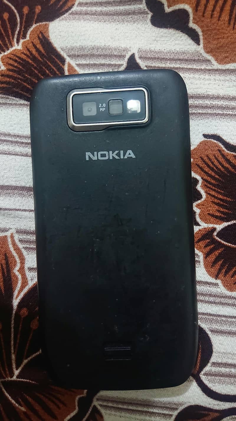 Nokia E63 4