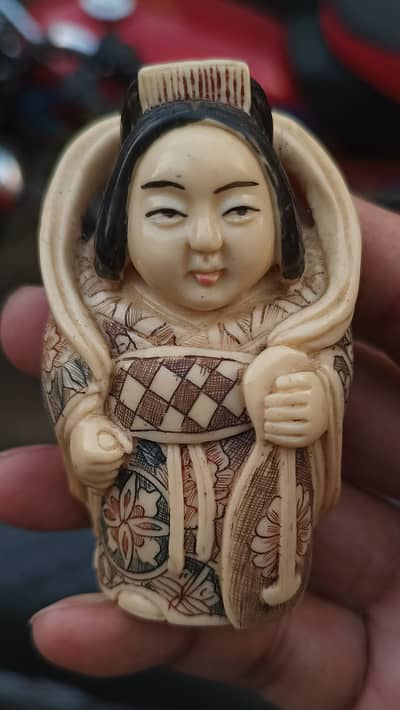 Imported Antique and Vintage Showpiece { Contact WhatsApp Only }