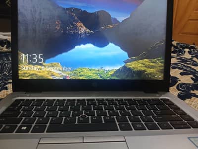 HP EliteBook 840 G4 |core i5 |7th Gen |8gb Ram |238 SSD |Touch screen