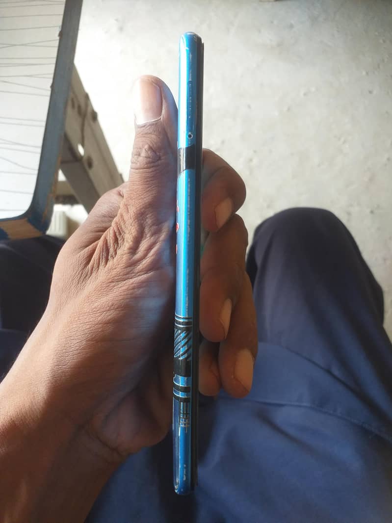 OPPO A16 3