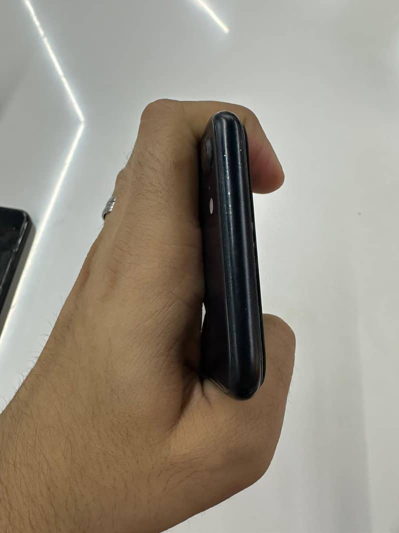 Iphone SE 3rd generation  Only ph 3