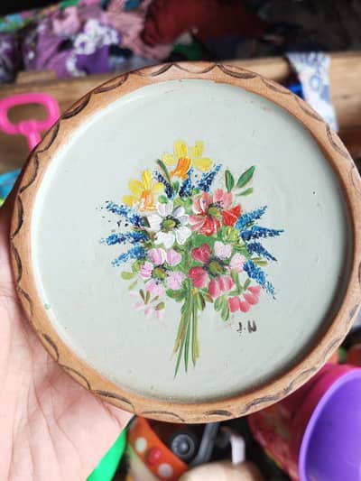 vintage art craft hand painted wodden wall decor 2 plates