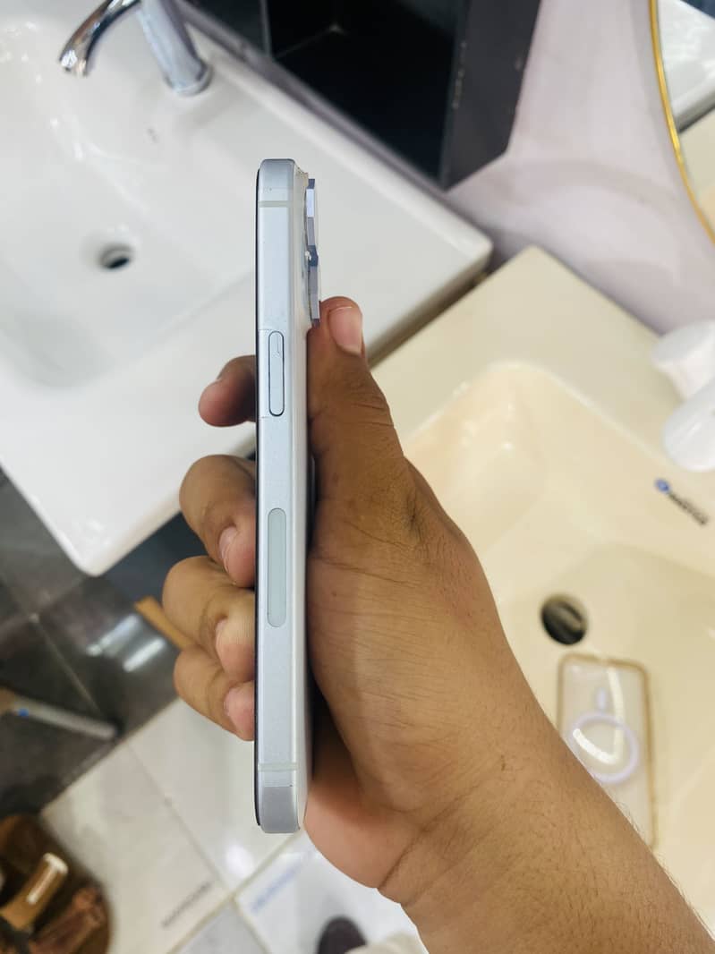 Apple iPhone 15 1
