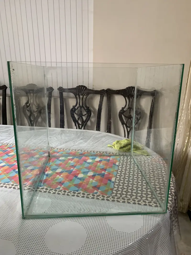 Fish aquarium 1.5x1.5x1.5 ft — photo 2