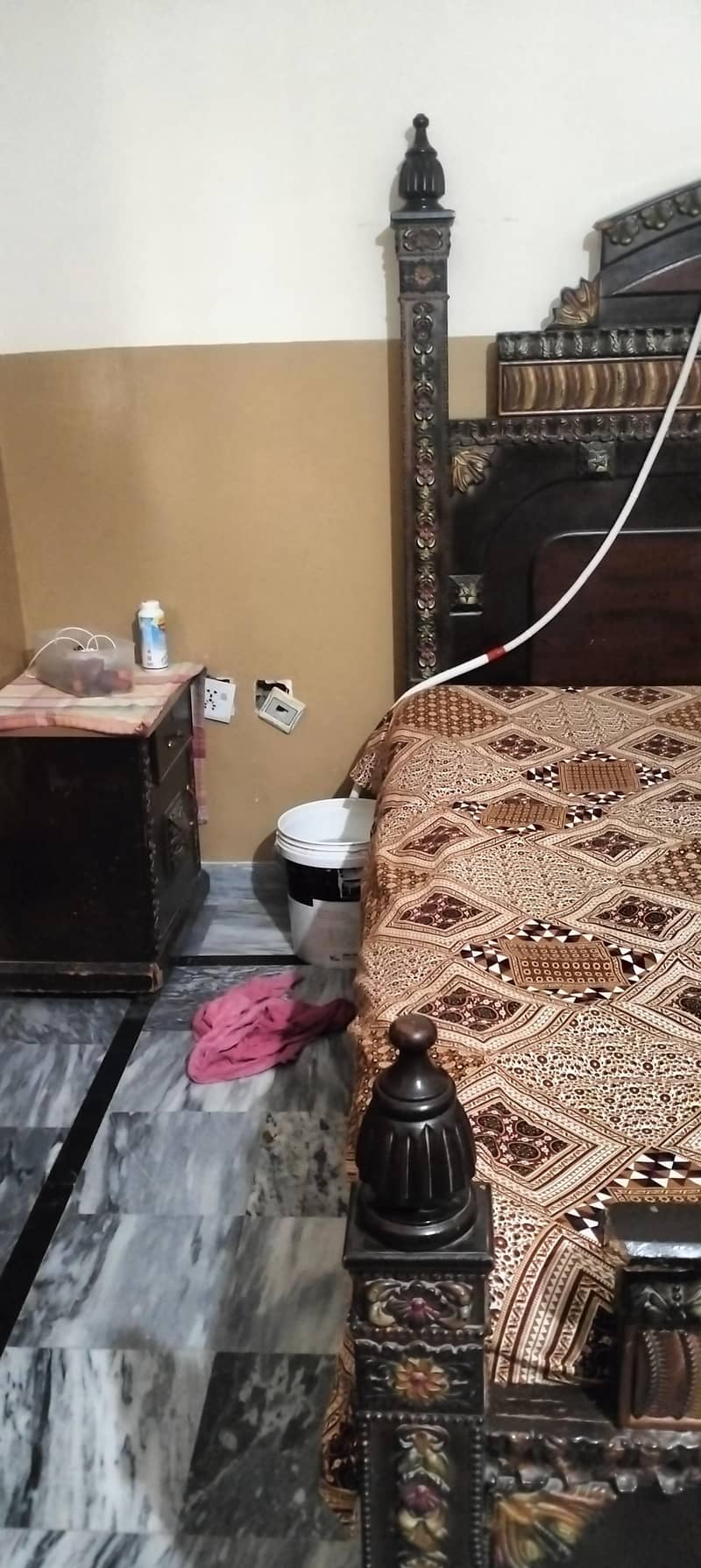 Bed set side table dressing showcase almari complete setup for sale 3