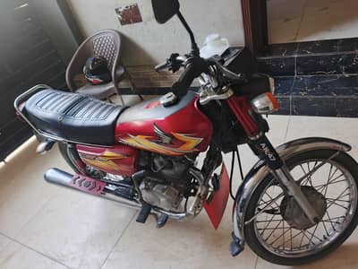 Honda 125 all ok he. just buy and. drive