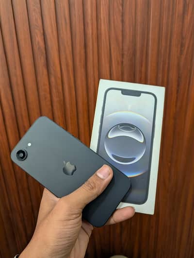 iPhone 16e 128GB