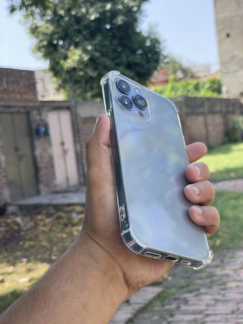 Apple iPhone 13 Pro Max 7