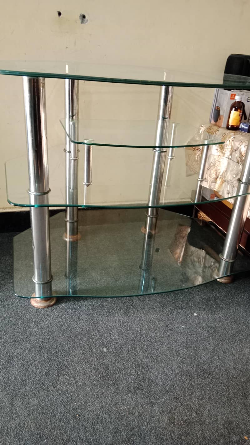 TV TABLE 0