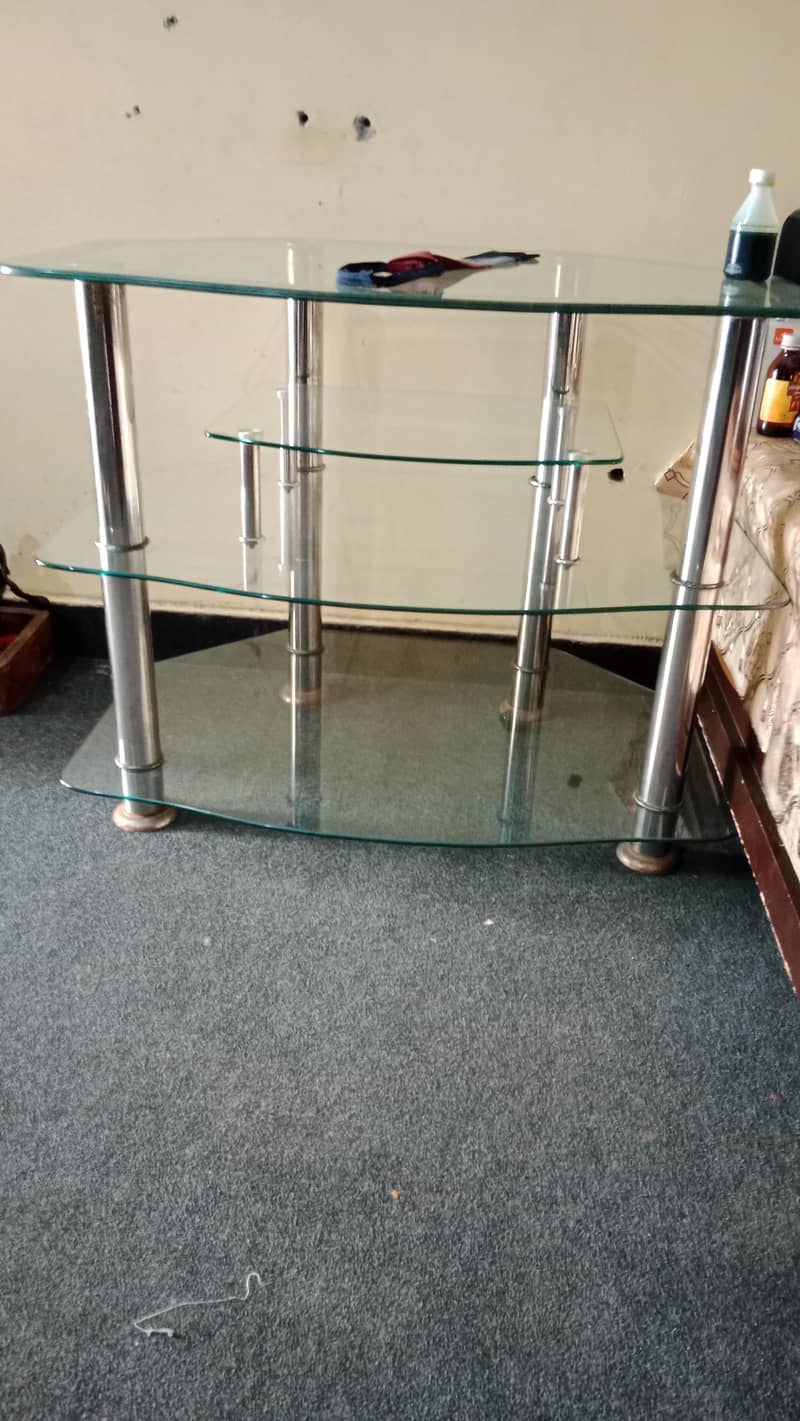 TV TABLE 2