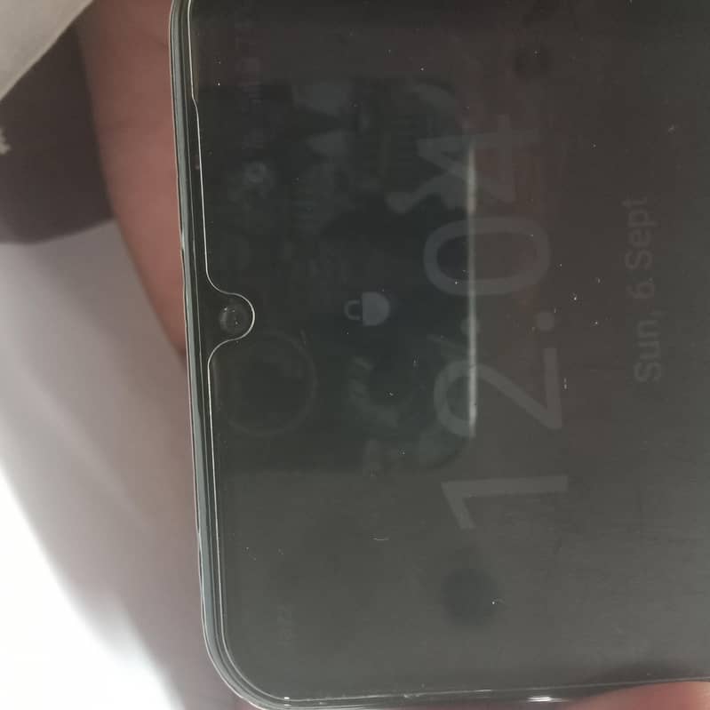 Realme Note 60 4