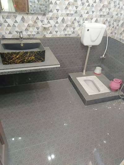VIP beautiful 5 Marla portion is available for rent in sabzazar Lahore