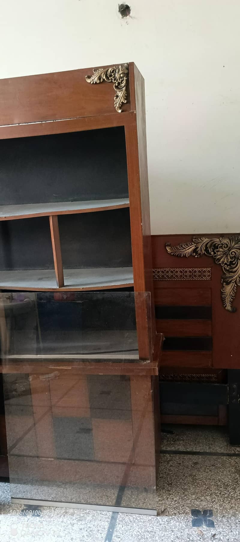 Bed set side table showkas drasing 3