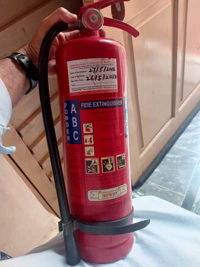 Fire extinguisher 4KG ABC  Old For Sale
