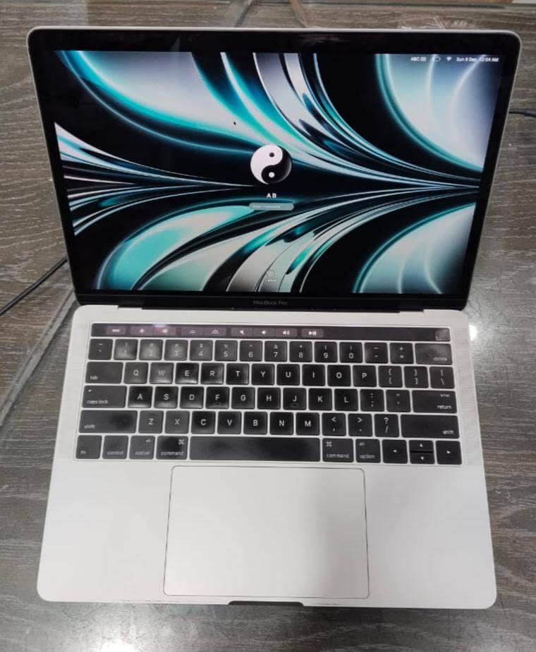 MacBook 2016 Pro 1