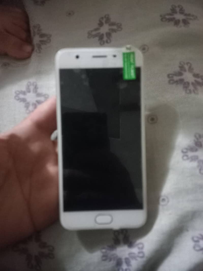 OPPO A57 0