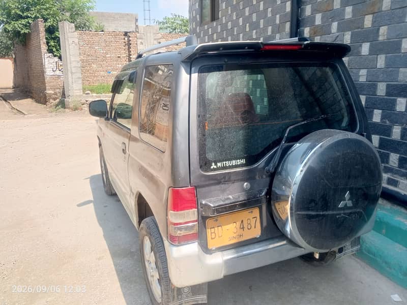 Mini Pajero 3