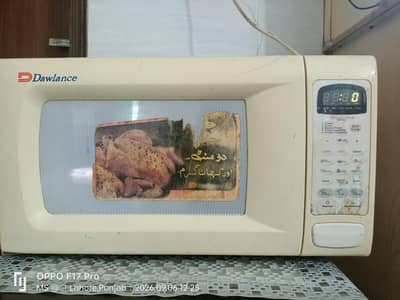 DW 131A Microwave Oven