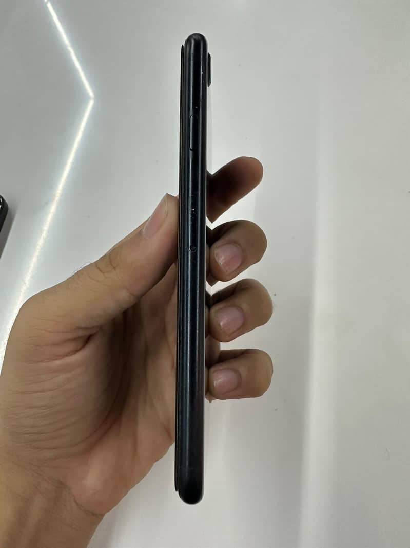 Iphone SE 3rd generation 1