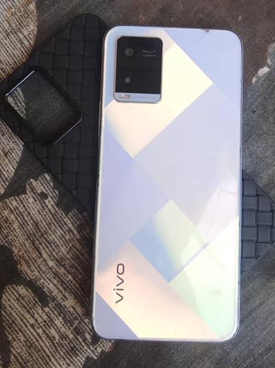 Vivo Y21