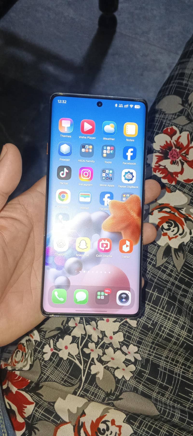 Tecno CAMON 40 Pro 1