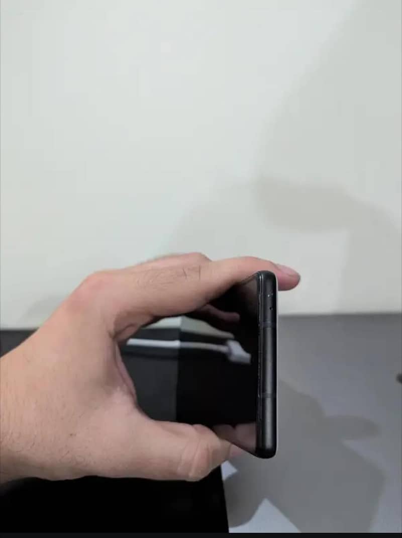 Google Pixel 6a 4