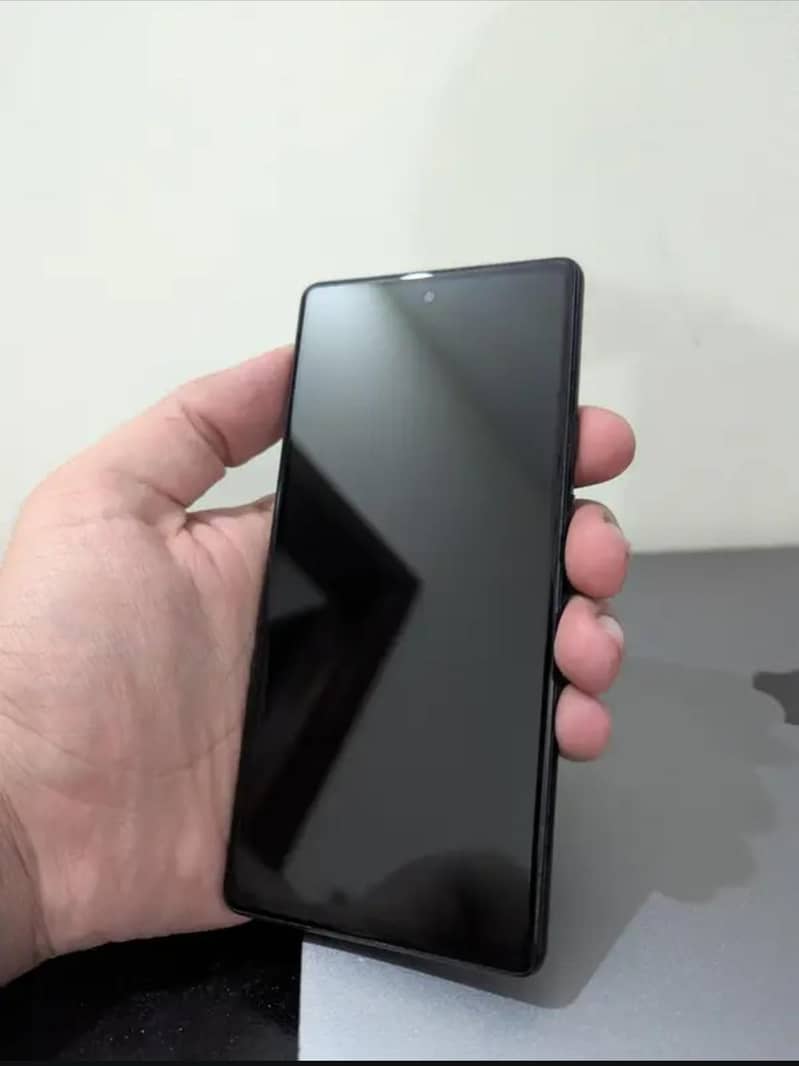 Google Pixel 6a 5