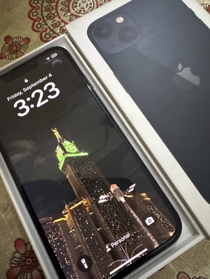 Apple iPhone 13 4