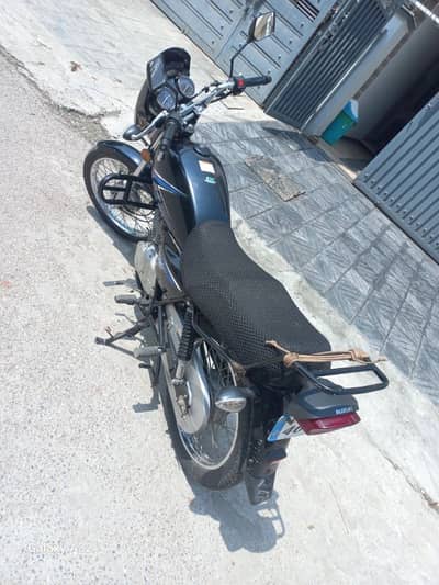 SUZUKI GS 150 (2023)