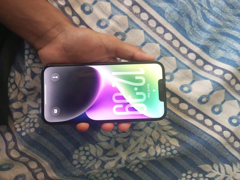 Apple iPhone 14 2