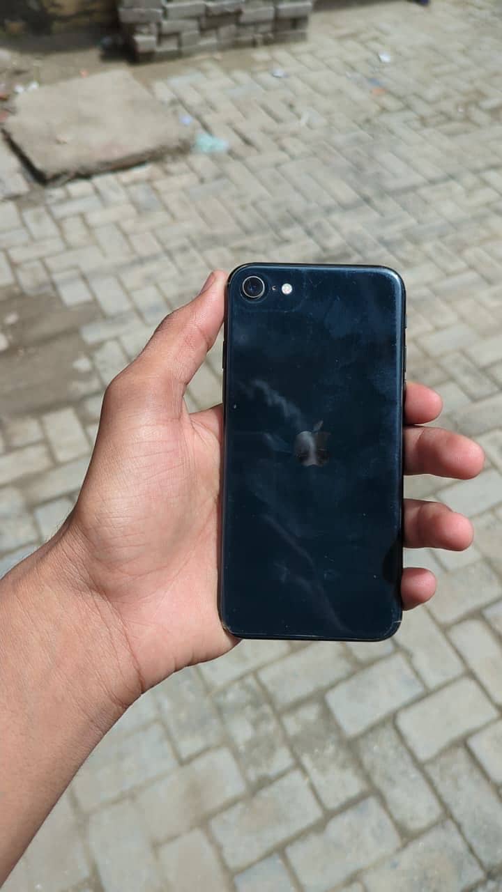 Apple iPhone SE 0