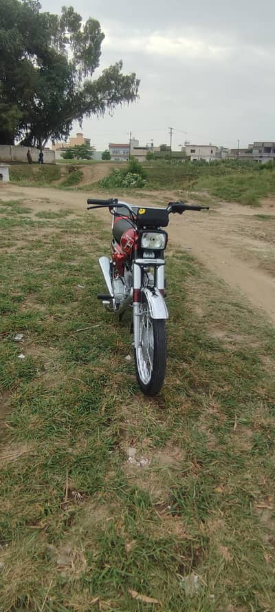 Honda 125 gold edition self start