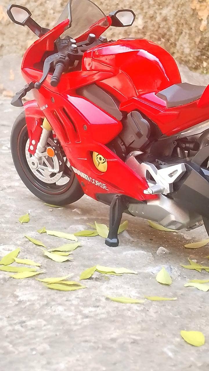 diecast model bike 2