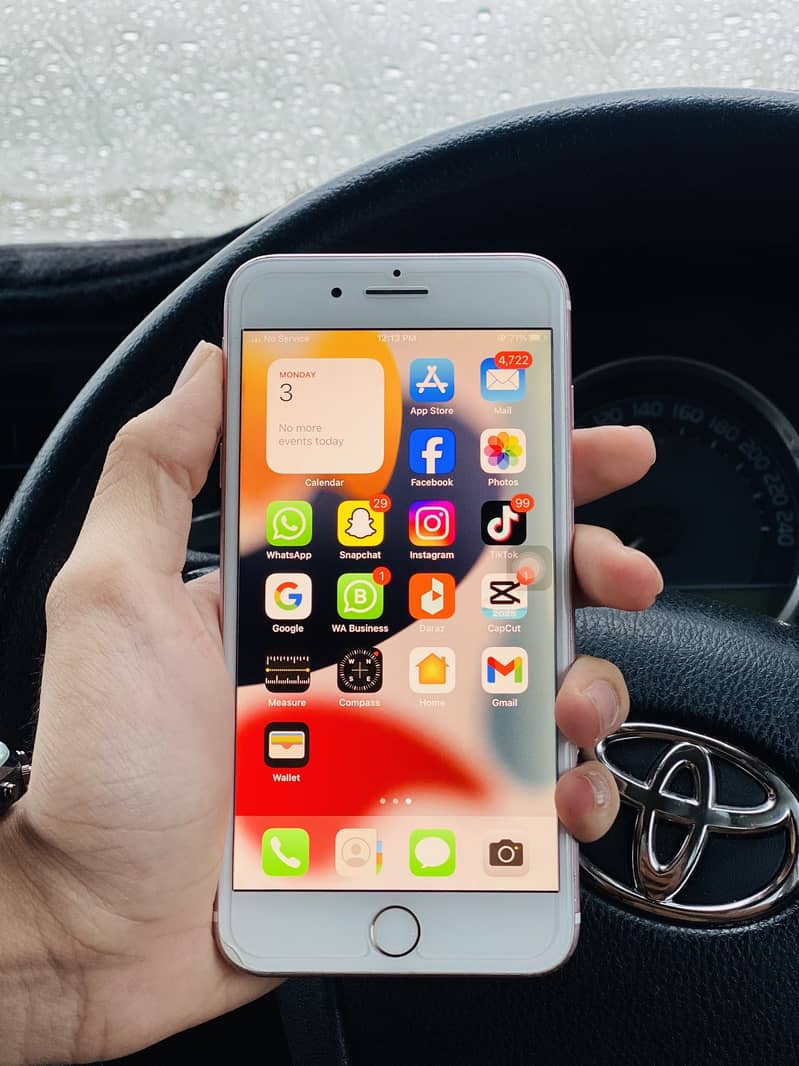 Apple iPhone 7 Plus 5