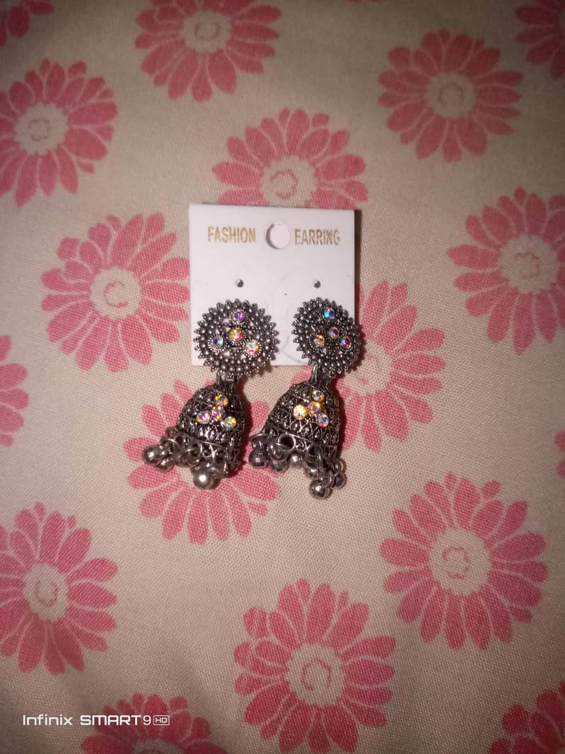 Earing 3
