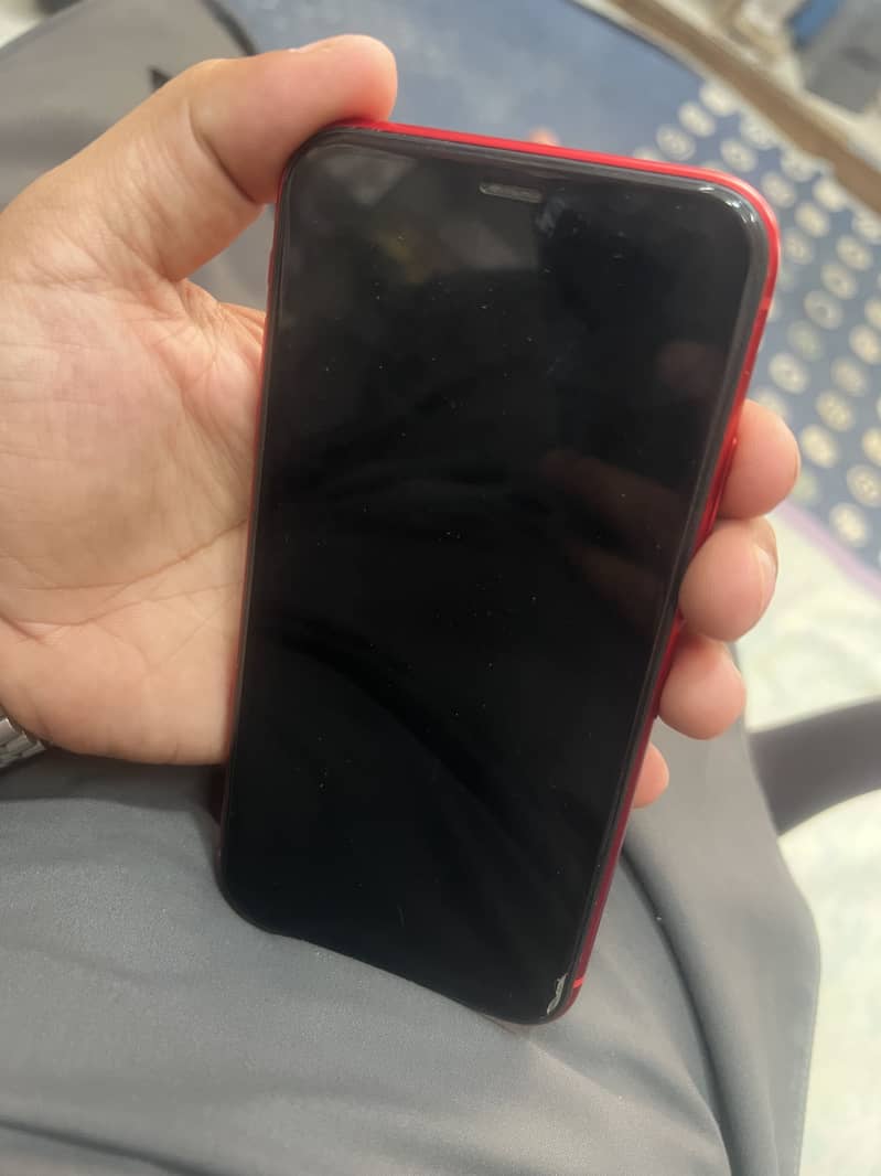 Apple iPhone 11 0