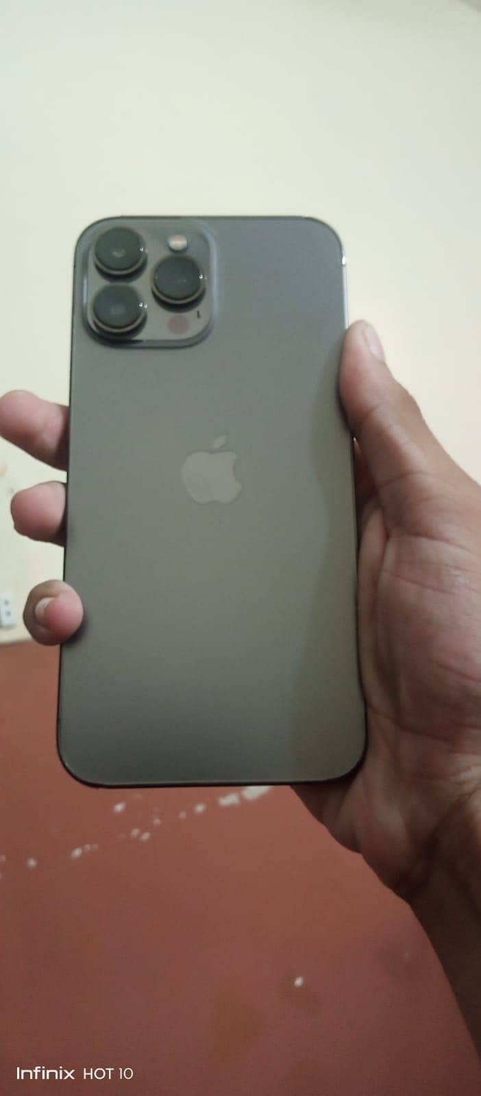 Apple iPhone 13 Pro Max 0